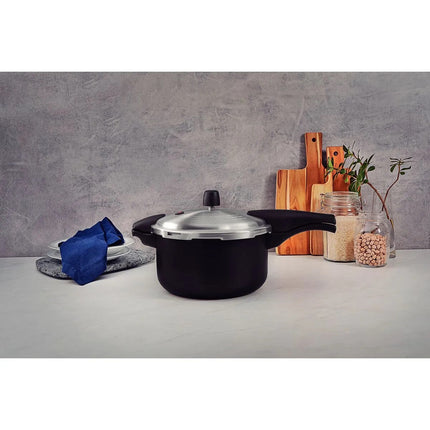 Combo Olla a Presión Tramontina 20592424 Vancouver Negro 24 cm 6 L + Bateria Perla Rebeca R011RS de 10 pzas