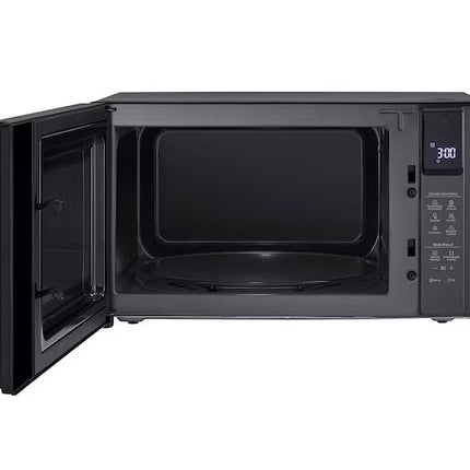 Horno de Microondas LG MS1596DIB NeoChef™ 1.5 pies³ Negro con EasyClean™ y Smart Diagnosis