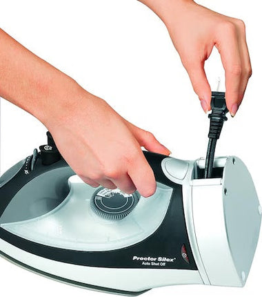 Plancha Hamilton Beach Cable Retráctil 14210R