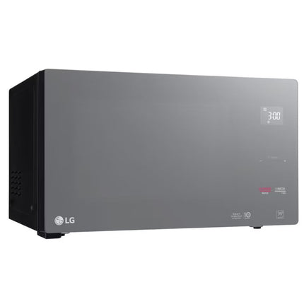Horno Microondas LG MS1596DIR NeoChef™ 1.5 pies³ EasyClean