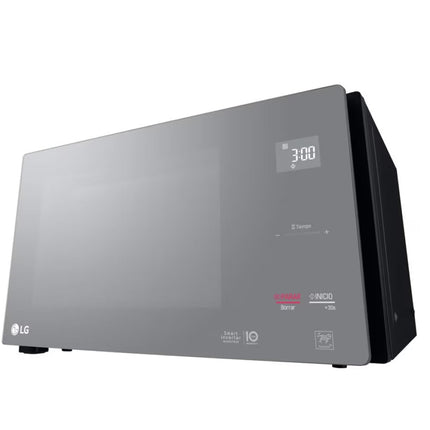 Horno Microondas LG MS1596DIR NeoChef™ 1.5 pies³ EasyClean