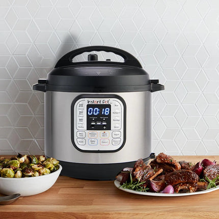 Olla de Presión Multiusos Instant Pot 112-0170-01-MX ® Duo™ 7 en 1 de 5.6 L