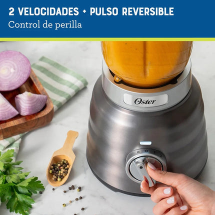 Licuadora Osterizer® MAX con vaso de vidrio de 1,75 L BLSTPBRGR